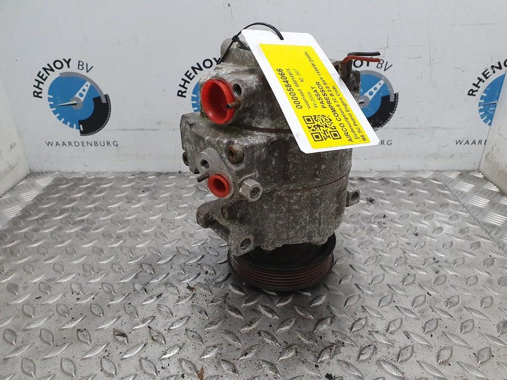 VOLKSWAGEN PASSAT 2.0 FSI COMFORTLINE  AIRCO COMPRESSOR / AI, Ophalen of Verzenden, Gebruikt, Stiba lid