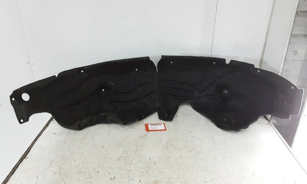 BINNENSPATSCHERM LINKS ACHTER BMW 1 serie (F40) (01-2019/-), Gebruikt, Achter, BMW, Spatbord