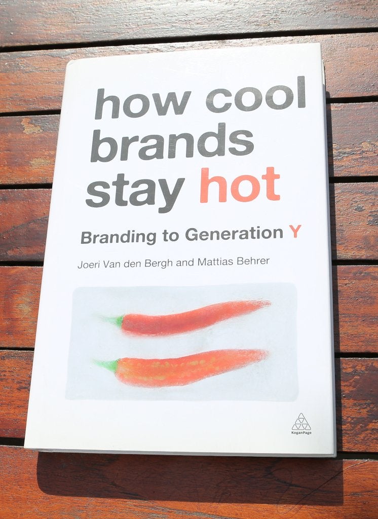 Commercieel boek: Hoe coole merken hot blijven - nieuw, Ophalen of Verzenden, Nieuw, Media