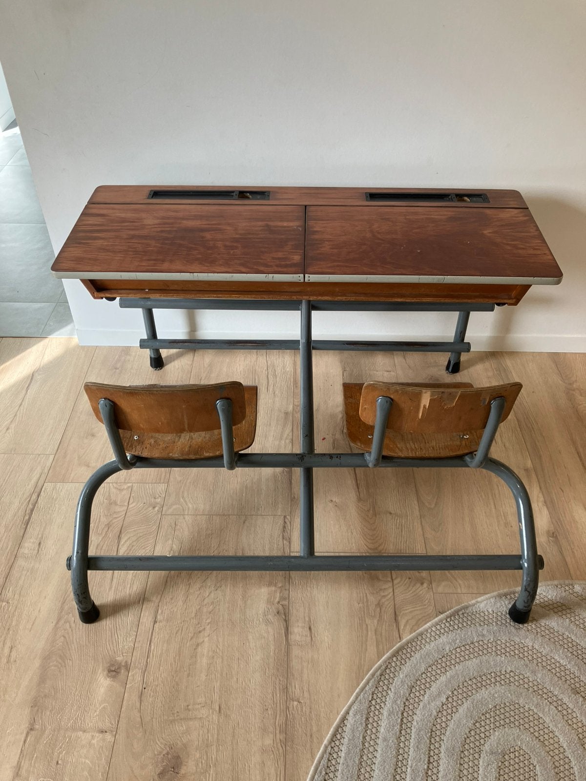 Vintage school bureau, Huis en Inrichting, Ophalen, Gebruikt, Hout, Schoolbureau