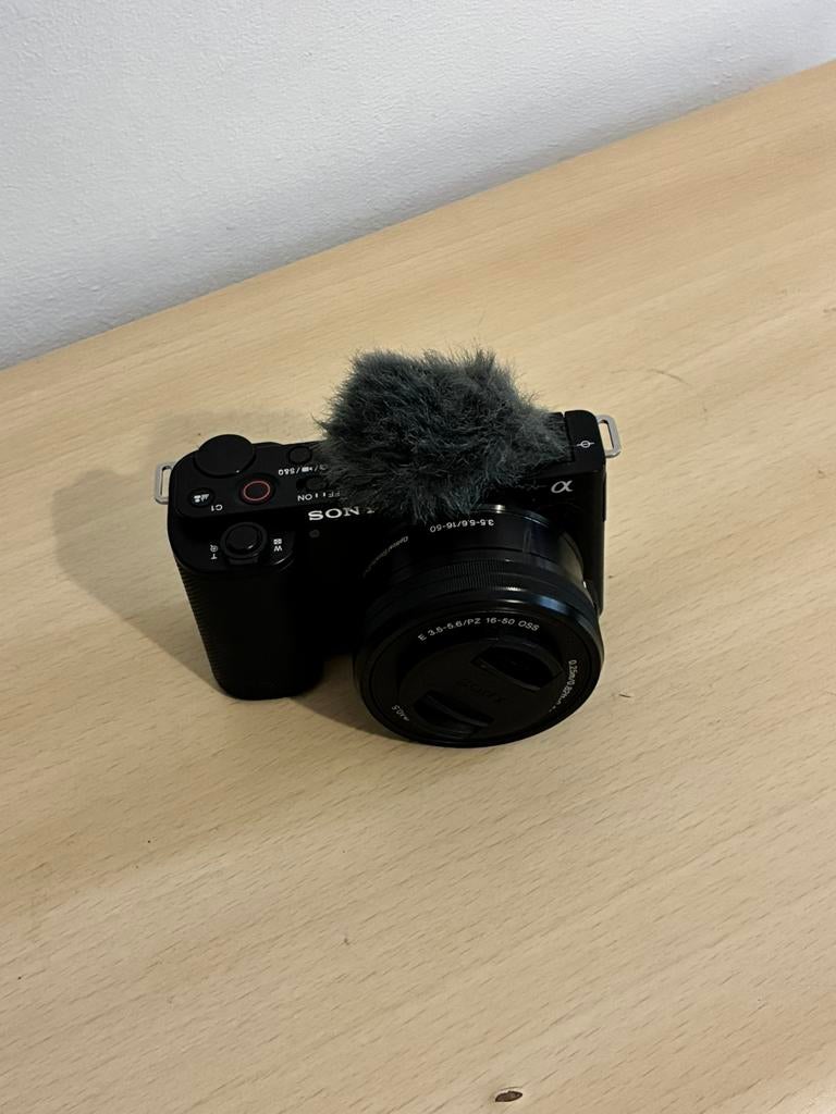 Sony ZV-E10 + 16-50 + 55-210 lens + accessoires | Top staat, Compact, Ophalen of Verzenden, Zo goed als nieuw, Sony