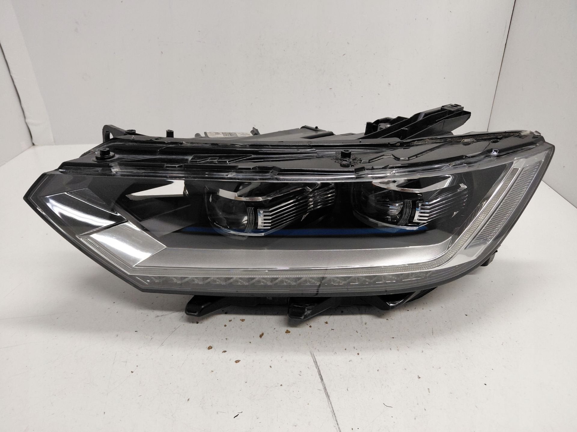 Phare gauche VOLKSWAGEN Passat B8 3G1941081J, Volkswagen, Volkswagen AG, Vw@volkswagen.de, Utilisé