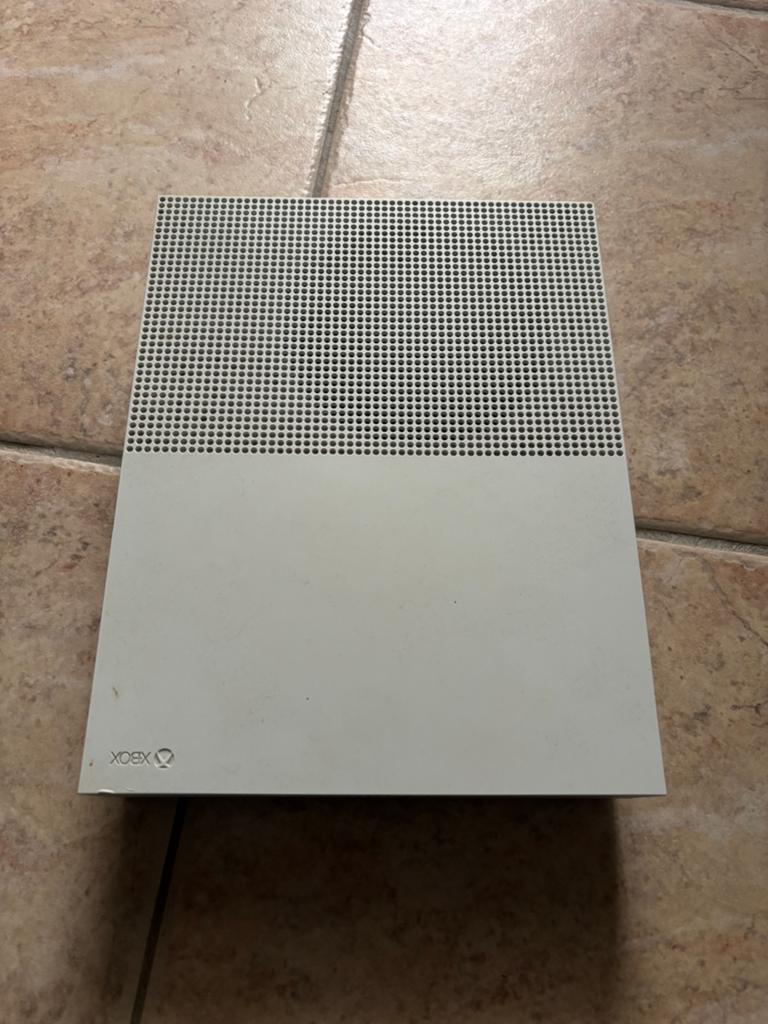 Xbox one s, Games en Spelcomputers, Spelcomputers | Xbox One, Ophalen, Zo goed als nieuw, Xbox One
