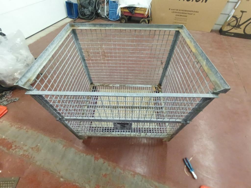 Draad container gitter box, Ophalen