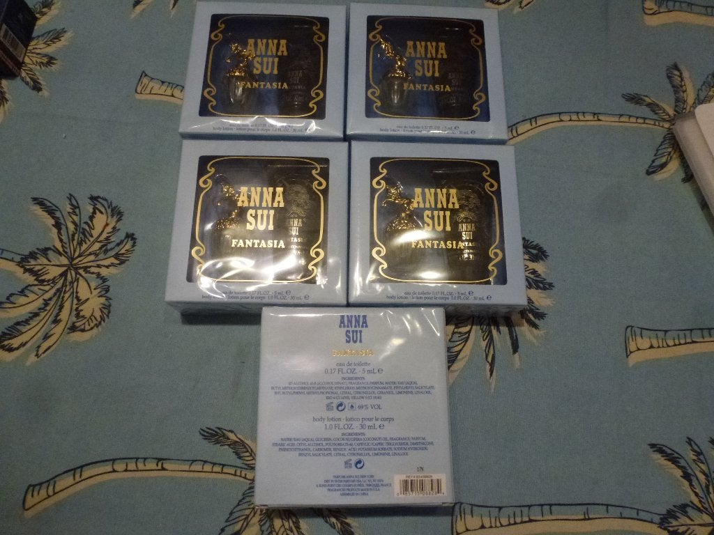 5 coffret miniature parfum Anna SUI Fantasia licorne, Enlèvement ou Envoi, Neuf, Miniature, Plein