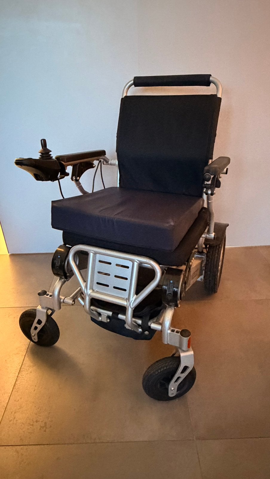 Electronische rolstoel, Diversen, Rolstoelen, Ophalen, Zo goed als nieuw, Elektrische rolstoel