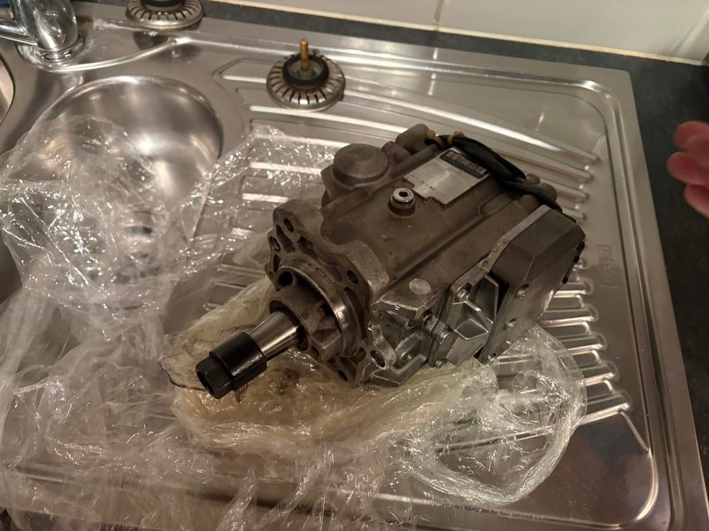 Hogedruk dieselpomp BMW 318D E46 (niet de common rail motor), Enlèvement, Neuf