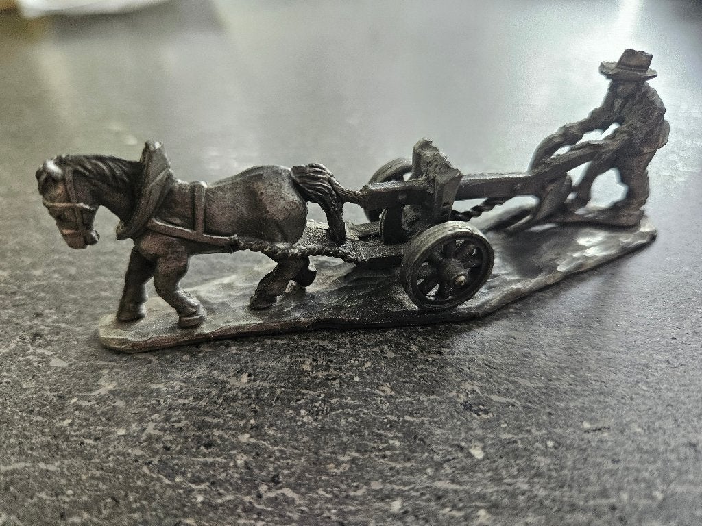 Tinnen beeldje boer met werkpaard, Ophalen of Verzenden, Zo goed als nieuw, Mens
