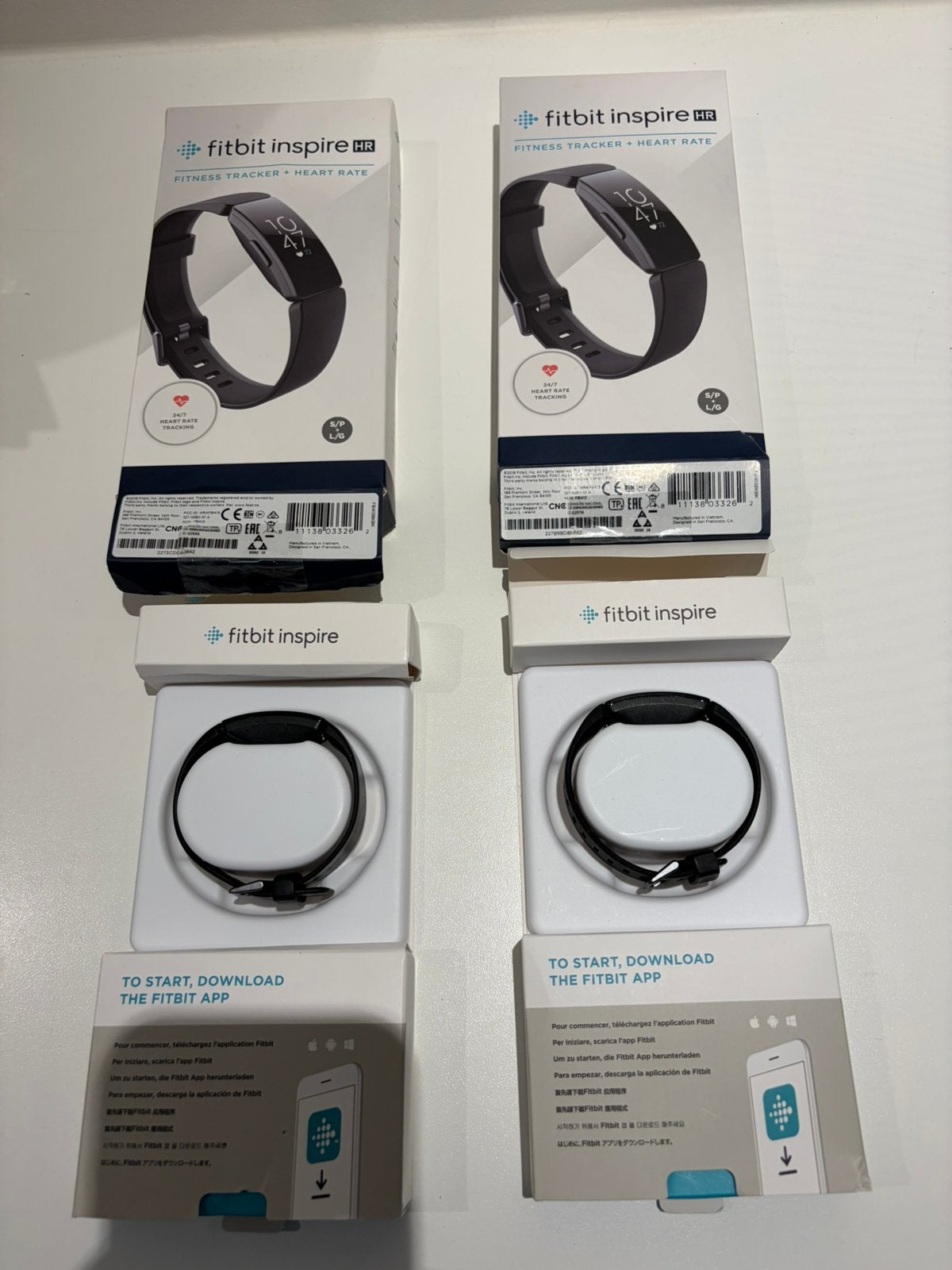 Fitbit zwart 2 x, Handtassen en Accessoires, Sporthorloges, Ophalen, Zo goed als nieuw, Zwart