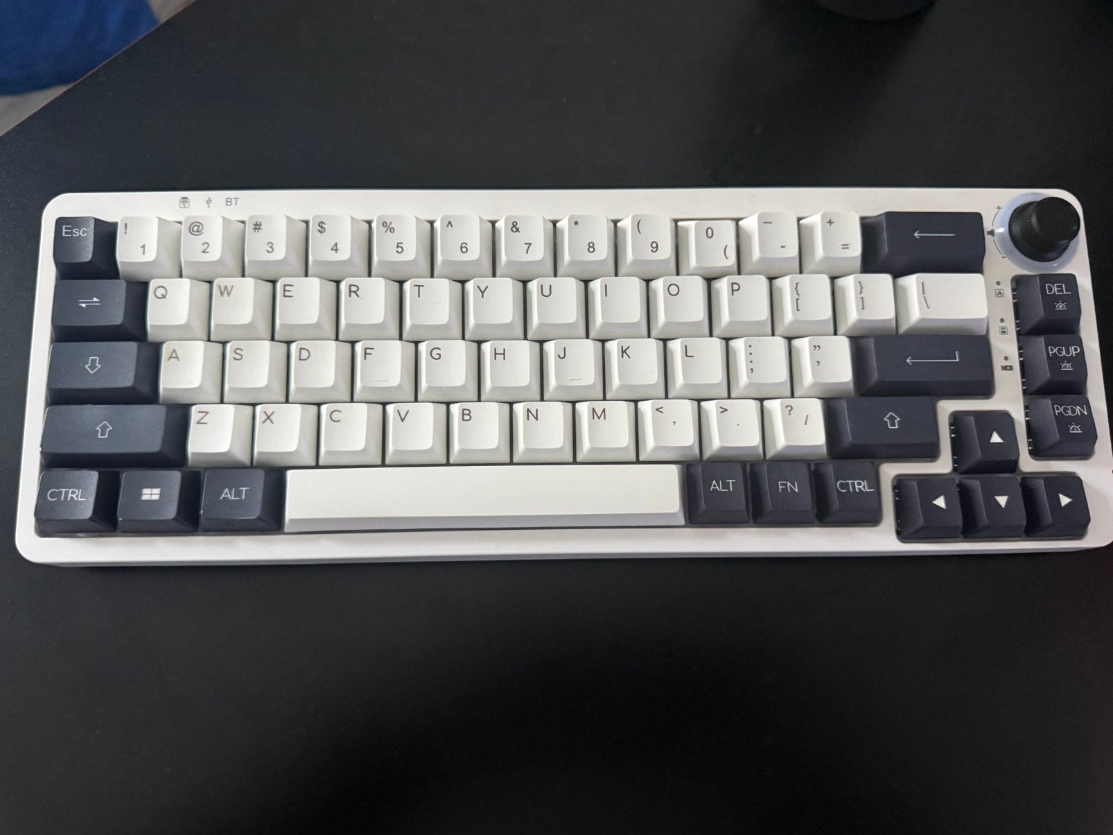 EPOMAKER TH68 PRO, Ophalen, Gebruikt, Qwerty, Bedraad