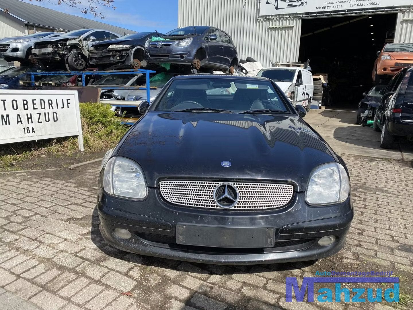 2004 MERCEDES SLK 230 R170 C197 Zwart 111983 Onderdelen, Gebruikt, Mercedes-Benz AG, Mercedes-Benz, Mercedesstrasse 120
70372  Stuttgart, DE