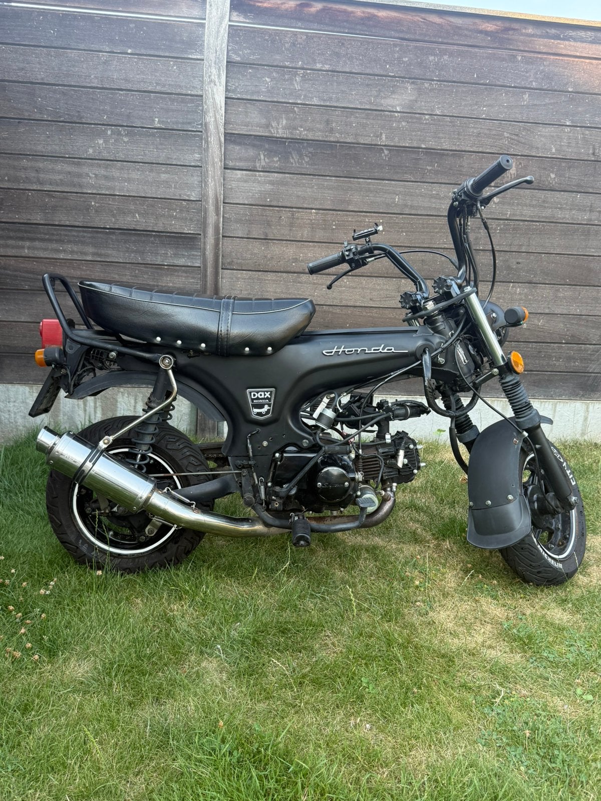 Dax skyteam 50 cc klasse b, Fietsen en Brommers, Brommers | Crossbrommers, Zo goed als nieuw, Ophalen