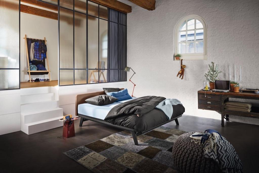 Design bed van Auping draadloos verstelbaar inclusief matras, Verstelbaar, Zo goed als nieuw, Twijfelaar, Metaal