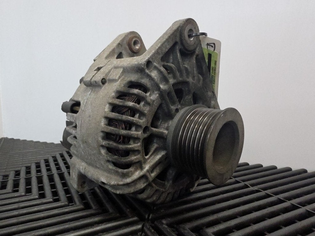 ALTERNATEUR Logan MCV I (KS) (|8200667607|8200667607A|), Dacia, Valeo, Utilisé, 100, rue de Courcelles
75017  Paris, FR