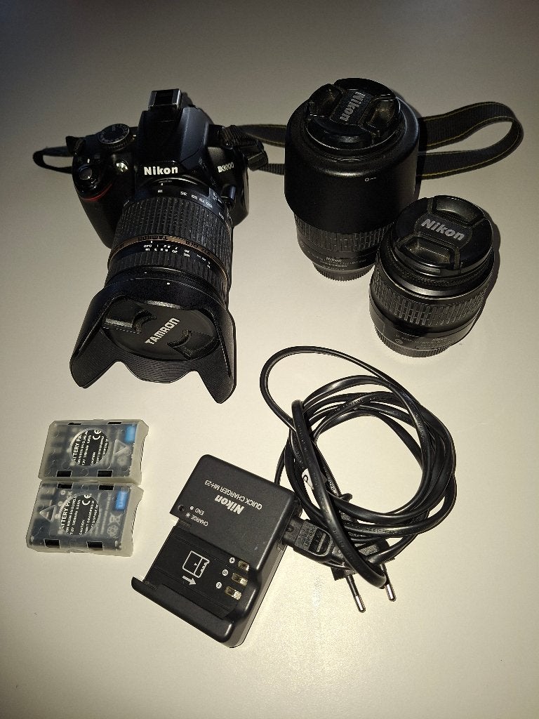 Nikon D 3000, TV, Hi-fi & Vidéo, Appareils photo numériques, Enlèvement, Reflex miroir, Stabilisation d'image, Comme neuf
