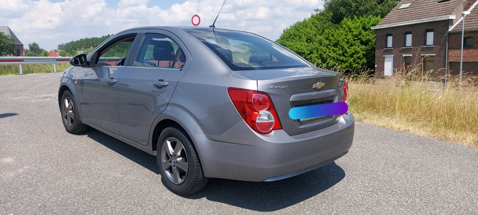 Chevrolet aveo t300 sedan, Autos, Chevrolet, Particulier, Aveo, Bluetooth, Diesel, Euro 5, Enlèvement