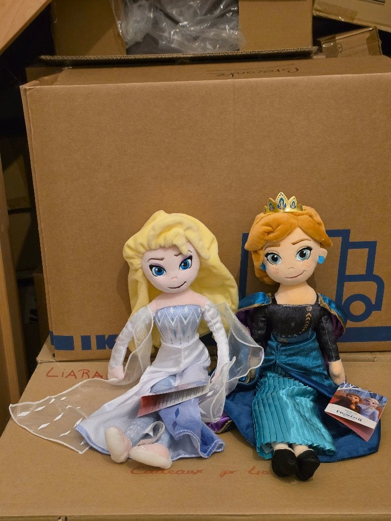 2 Disney Frozen 2 knuffels (Elsa en Anna), Ophalen, Overige figuren, Nieuw, Knuffel