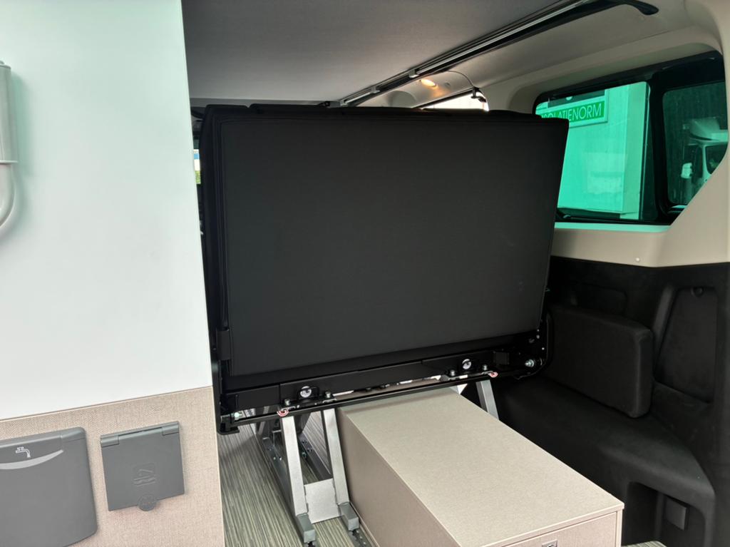 Renault burstner Playa 500 automaat 170 pk, Automaat, Ringverwarming, Raamblindering, Bedrijf