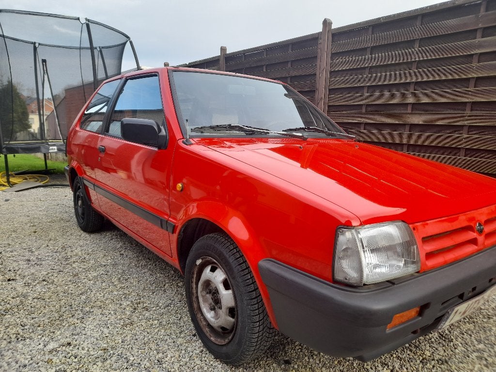 Oldtimer Nissan Micra bj 1989, Autos, Nissan, Rouge, Achat, Boîte manuelle, 5 portes