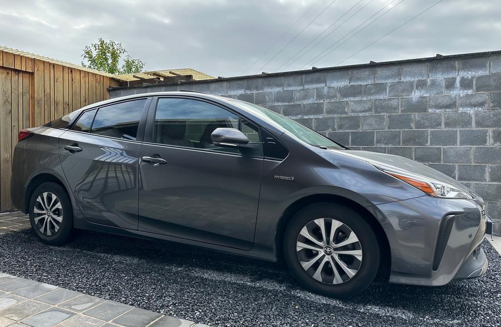 Toyota Prius 1.8i Hybrid Executive Open dak HUD Led Navi Ful, Auto's, Toyota, Gebruikt, Euro 6, 4 cilinders, 72 kW