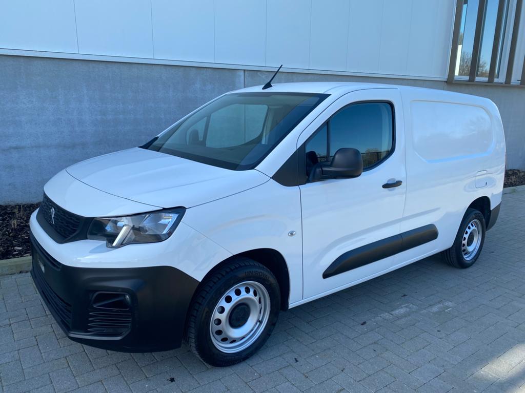 PEUGEOT PARTNER L2 HEAVY PREMIUM 1.5 BLUE HDI, Voorwielaandrijving, 75 kW, Stof, Euro 6