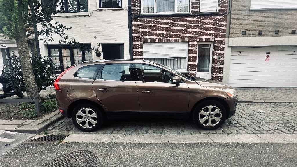 Volvo XC60 2009, Cuir, Achat, 199 g/km, 2400 cm³