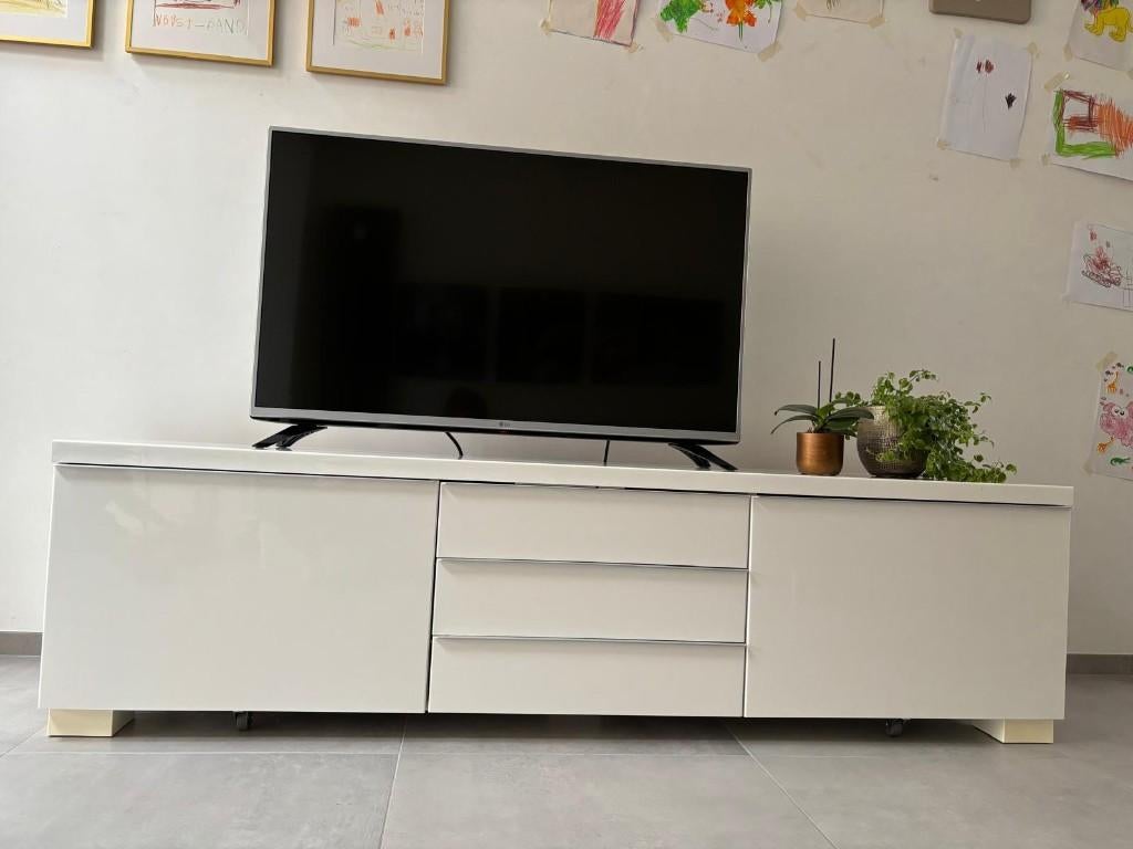 Tijdloos en praktisch tv-meubel – IKEA BESTÅ BURS tv-meubel, Ophalen, Minder dan 50 cm, Gebruikt, 150 tot 200 cm