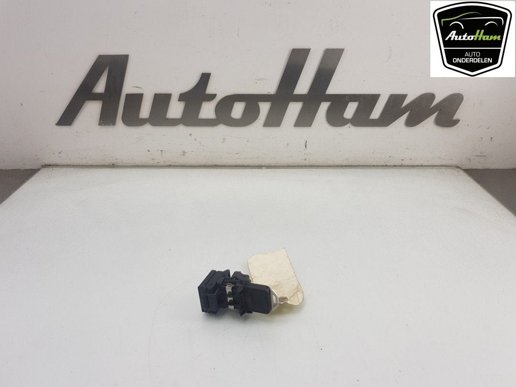 CONTACTSLOT + SLEUTEL Volvo V40 (MV) (|28227917|), Dhr. J. Ham, Gebruikt, Administratie@autoham.nl, Volvo