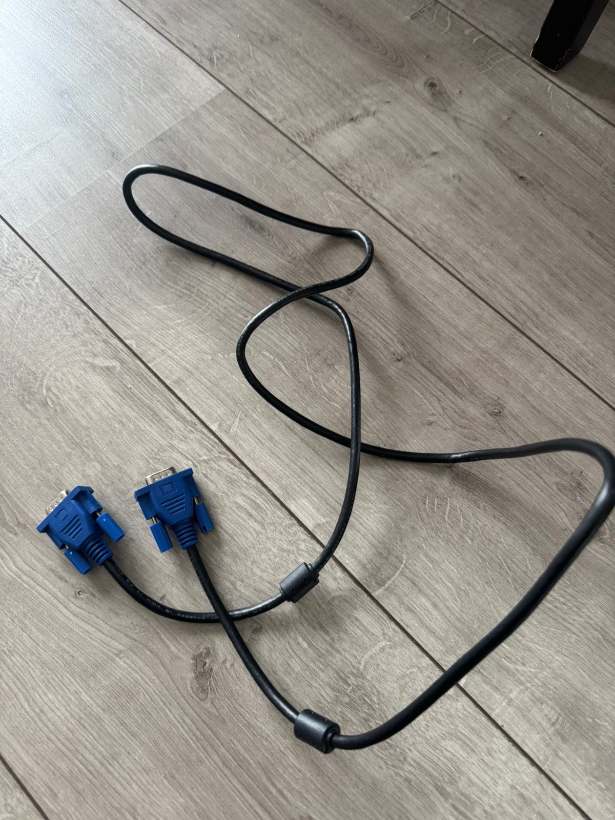 VGA-kabel, Computers en Software, Pc- en Netwerkkabels, Ophalen of Verzenden, Zo goed als nieuw