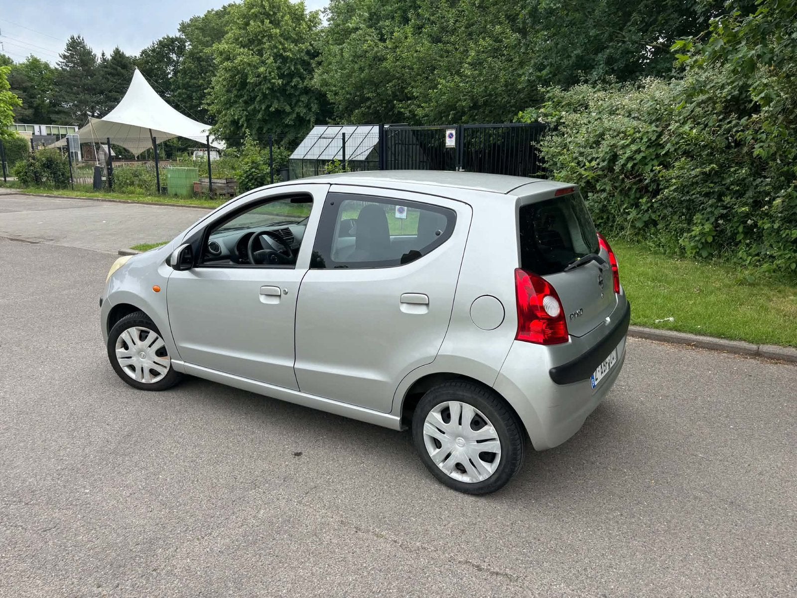 Nissan Pixo 1.0benzine bwjr 2011 165 k km . Prijs 650€, Autos, Particulier, Achat