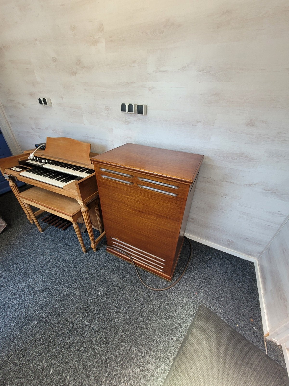Hammond M3 met leslie 147 en reverb., Muziek en Instrumenten, Ophalen of Verzenden