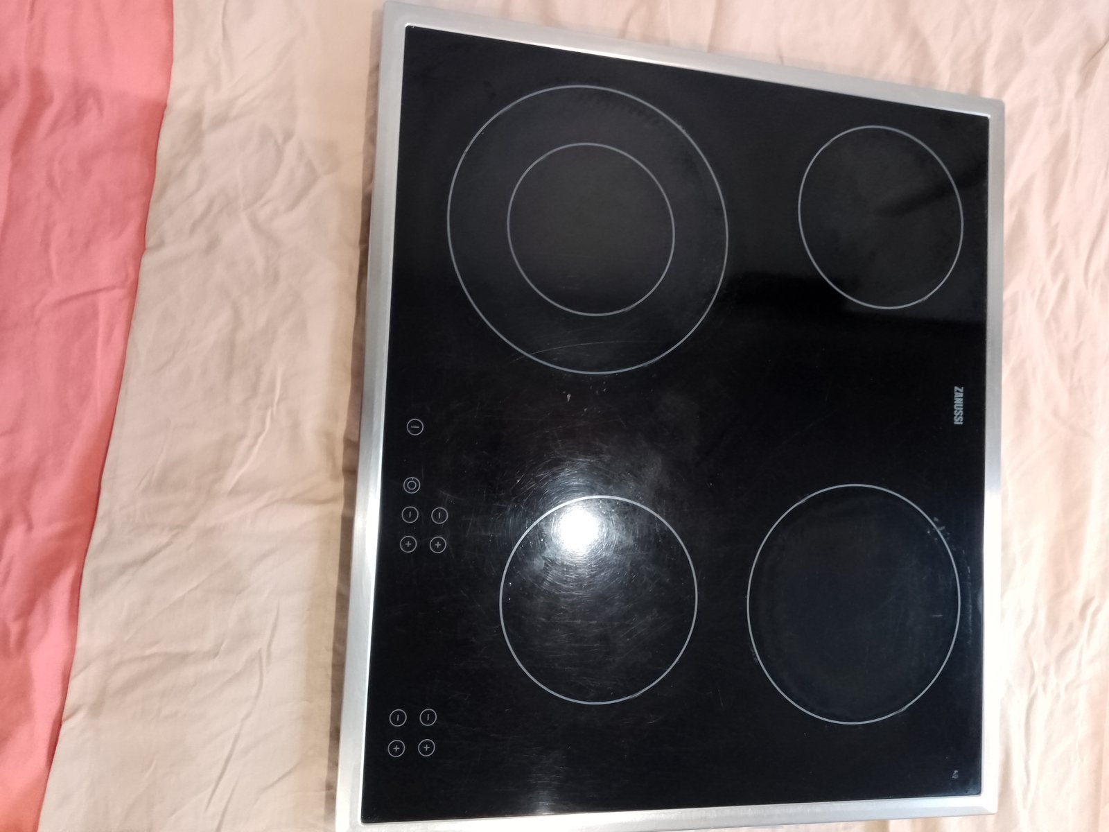 Taque de cuisson, Enlèvement, Utilisé, Encastré, 4 zones de cuisson