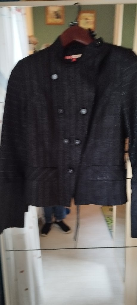 veste femme couturier italien, Vêtements | Femmes, Enlèvement ou Envoi, Neuf, Taille 38/40 (M), Noir