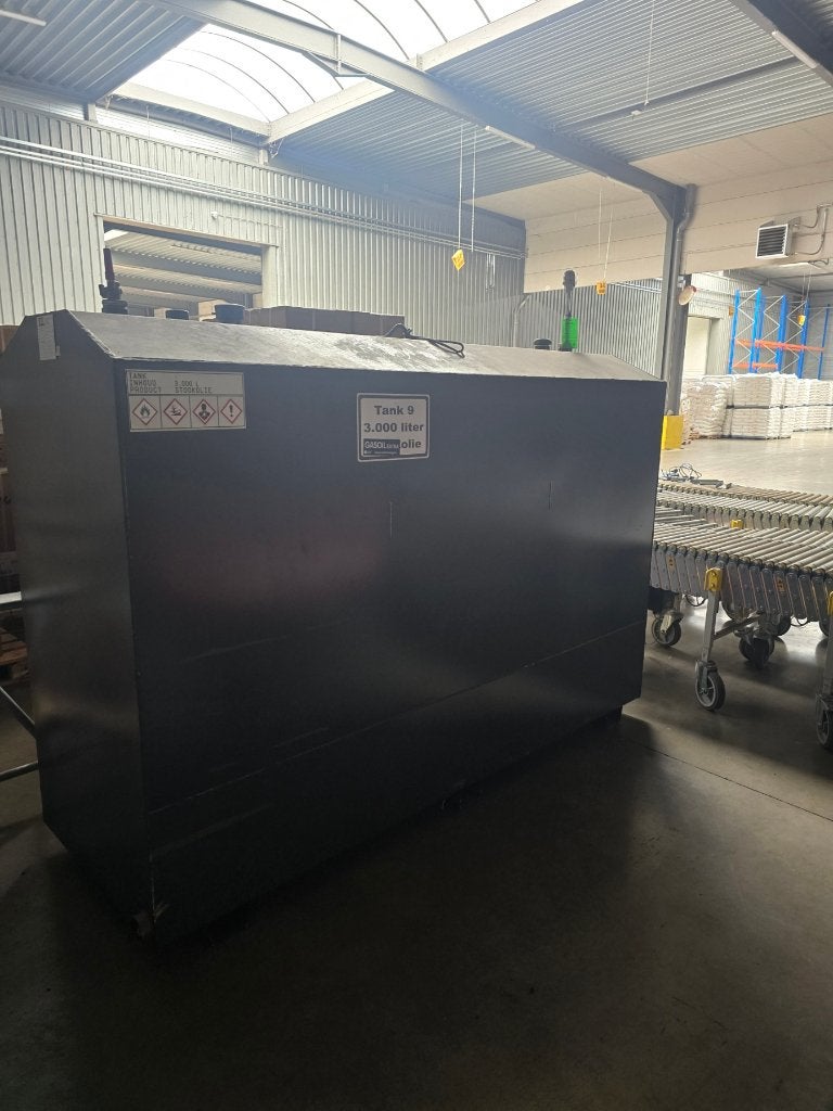 TE KOOP : Mazouttank 3000 liter, Ophalen, Zo goed als nieuw