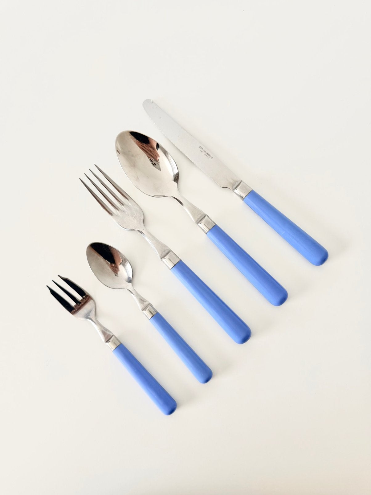Guy Degrenne retro bestekset voor 12 personen, Ophalen