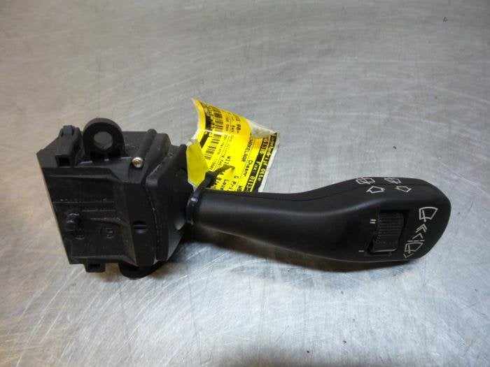 Commutateur essuie-glace d'un BMW 3-Serie (3-Serie 98-), -, 3 mois de garantie, Utilisé, -