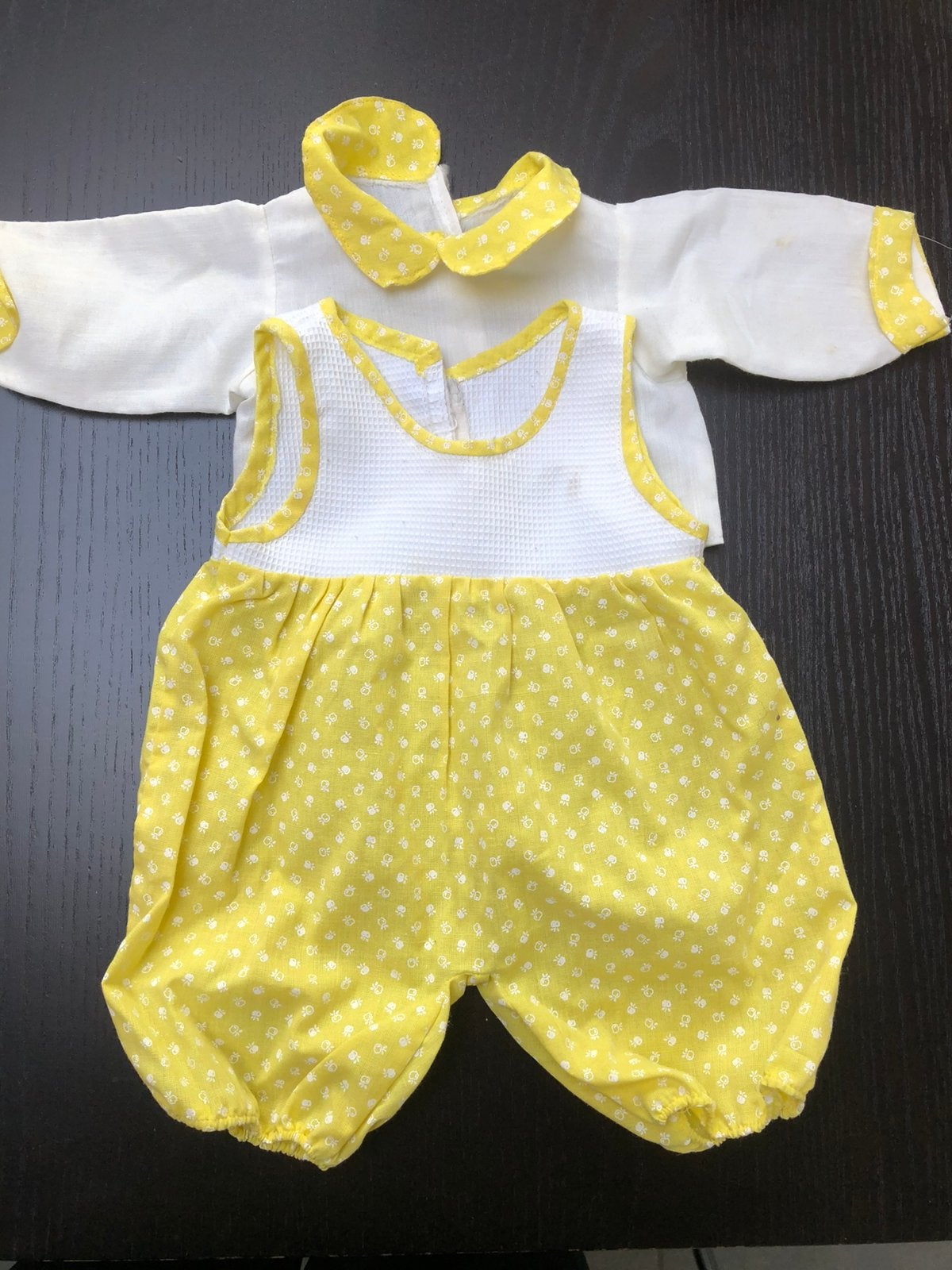Poppenkleren: broekpak met hemd in katoen, Ophalen of Verzenden, Gebruikt, Kleding