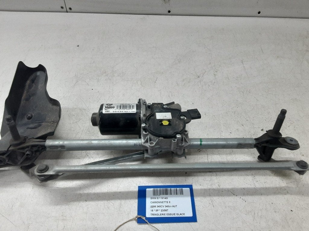 MECANISME ESSUIE-GLACE BMW 1 serie (F20) (01-2010/06-2019), Utilisé, BMW, Petuelring 130
80809  München, DE, Bayerische Motoren Werke AG
