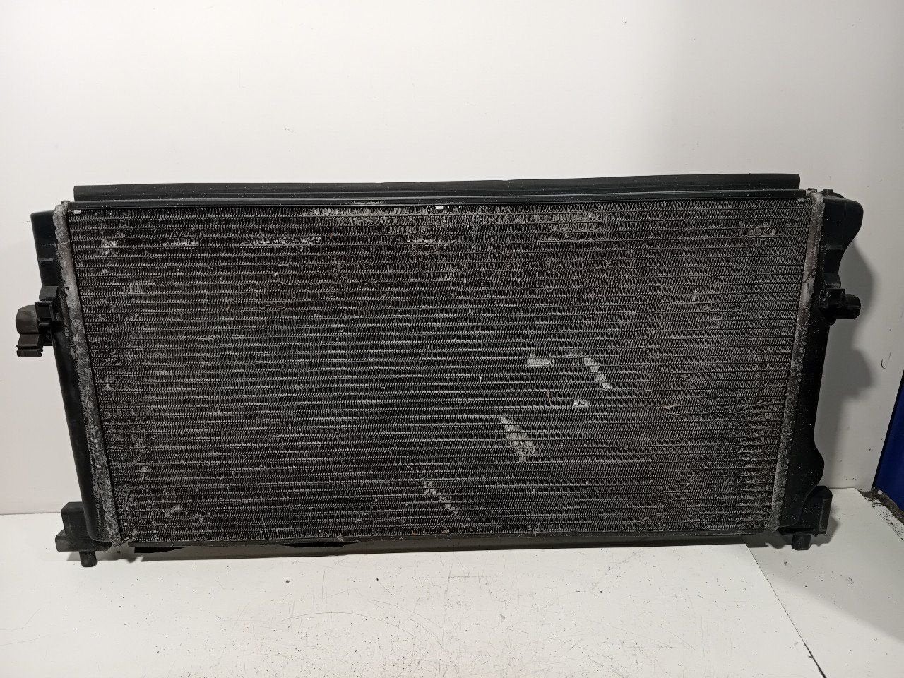 Radiateur Volkswagen Golf, Onderdelen@venauto.nl, Van der Ven Autorecycling B.V., Ettenseweg 76, 4706 PB Roosendaal, The Netherlands