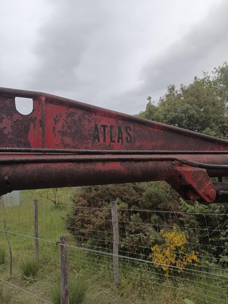 Getrokken kraantje atlas, Zakelijke goederen, Landbouw | Werktuigen, Ophalen