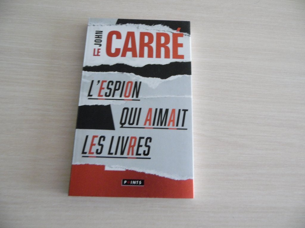 L'ESPION QUI AIMAIT LES LIVRES      JOHN LE CARRÉ, Ophalen of Verzenden, Zo goed als nieuw, John le Carré