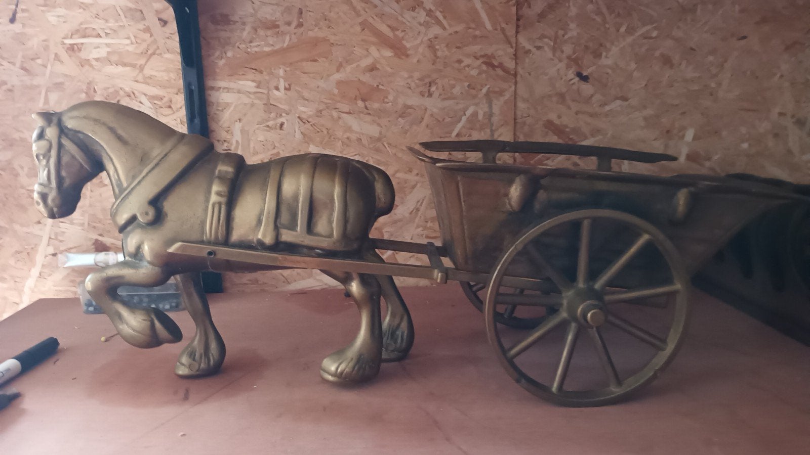 koper paard met kar, Ophalen