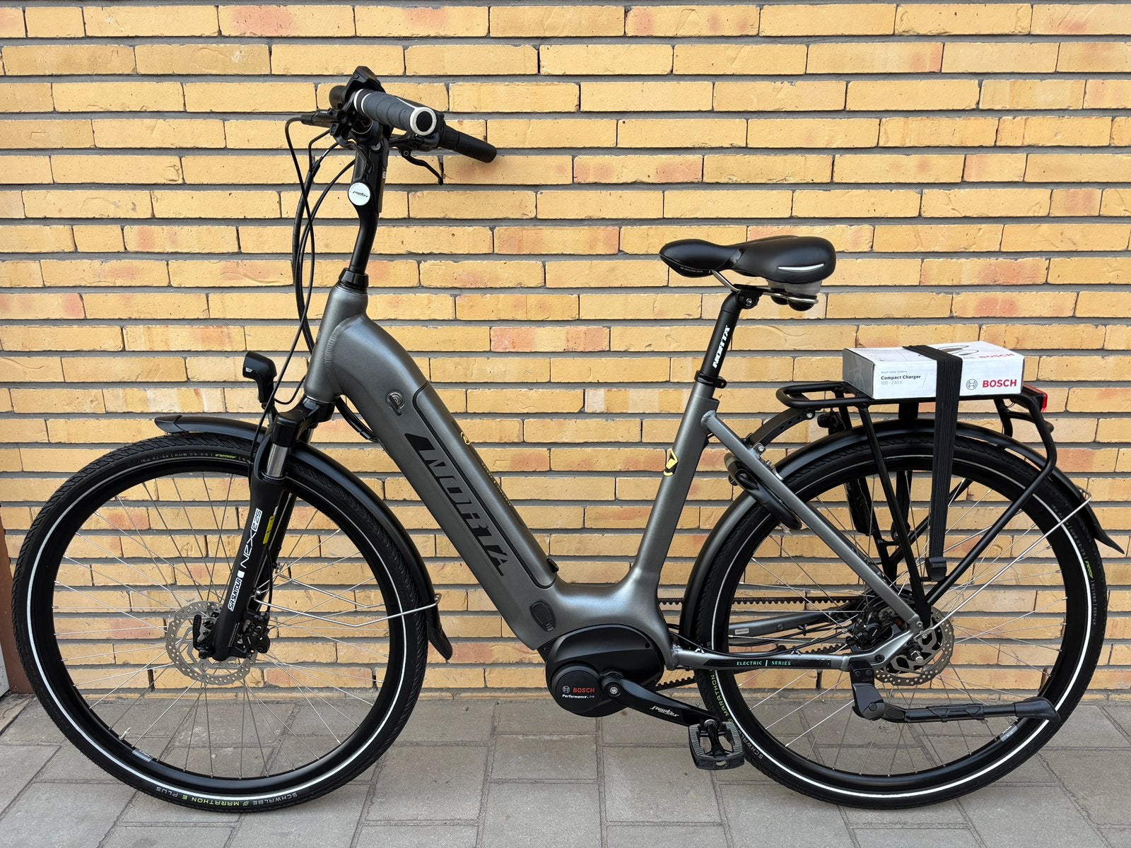 Norta bosch-motor met riem in nieuwstaat, Ophalen of Verzenden, Zo goed als nieuw