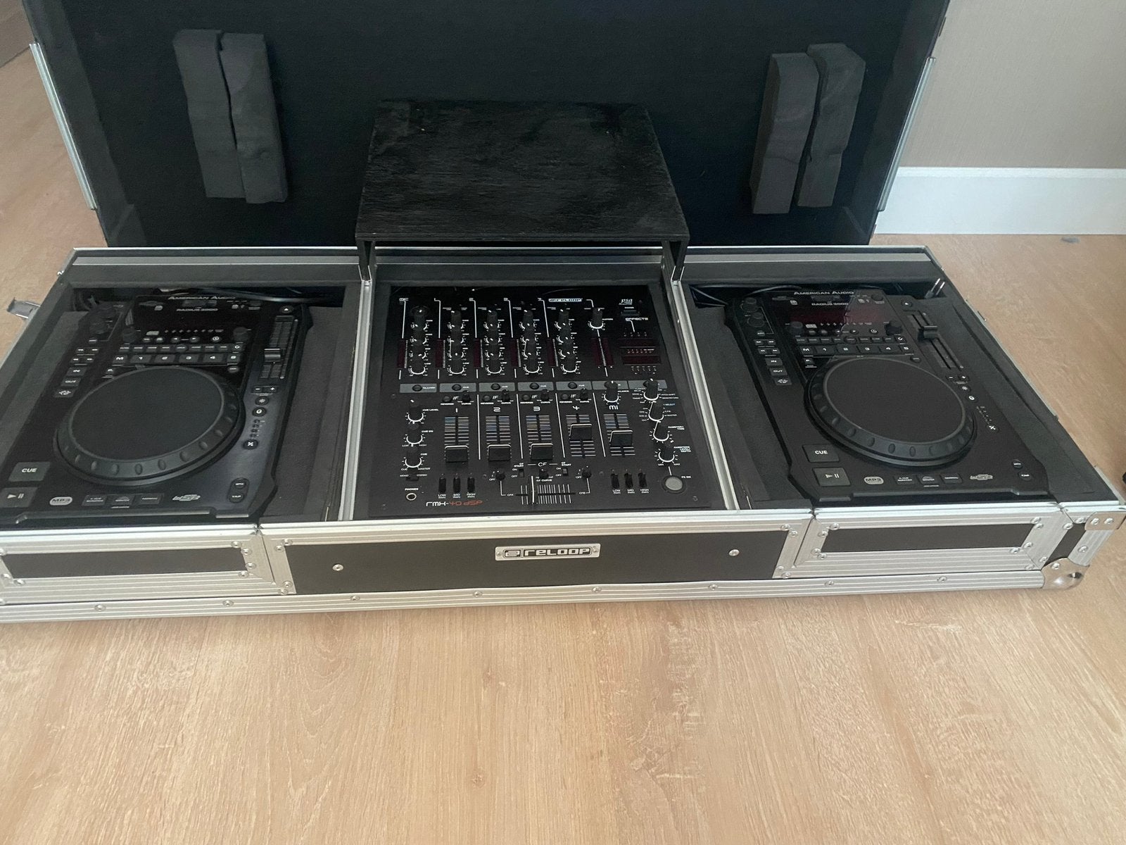 Dj booth., Enlèvement, Comme neuf