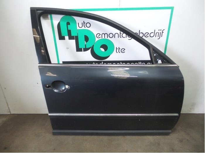 Portière 4portes avant droite d'un Volkswagen Passat (Passa, Volkswagen, -, Utilisé, Porte