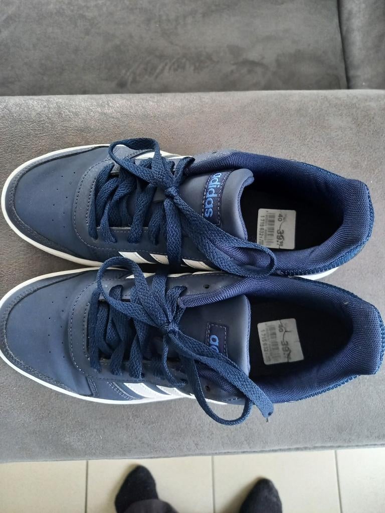 Adidas schoenen, Ophalen, Adidas