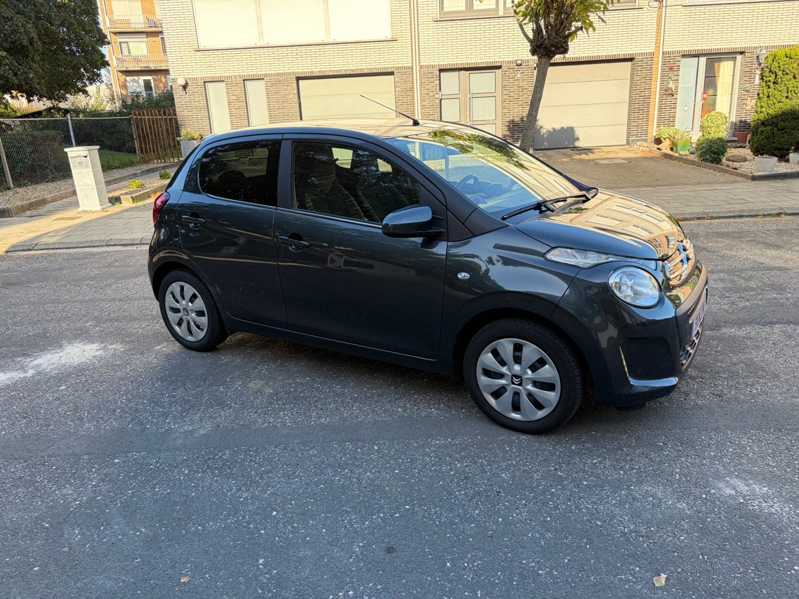 Citroën C1 1.0 benz 11300km Carplay 2021 garantie, Auto's, Voorwielaandrijving, Stof, Multifunctioneel stuurwiel, 110 g/km