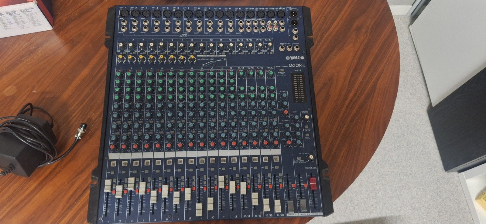 Yamaha MG206c 20 kanaals mixer, Ophalen of Verzenden, Gebruikt, 10 tot 20 kanalen, Microfooningang