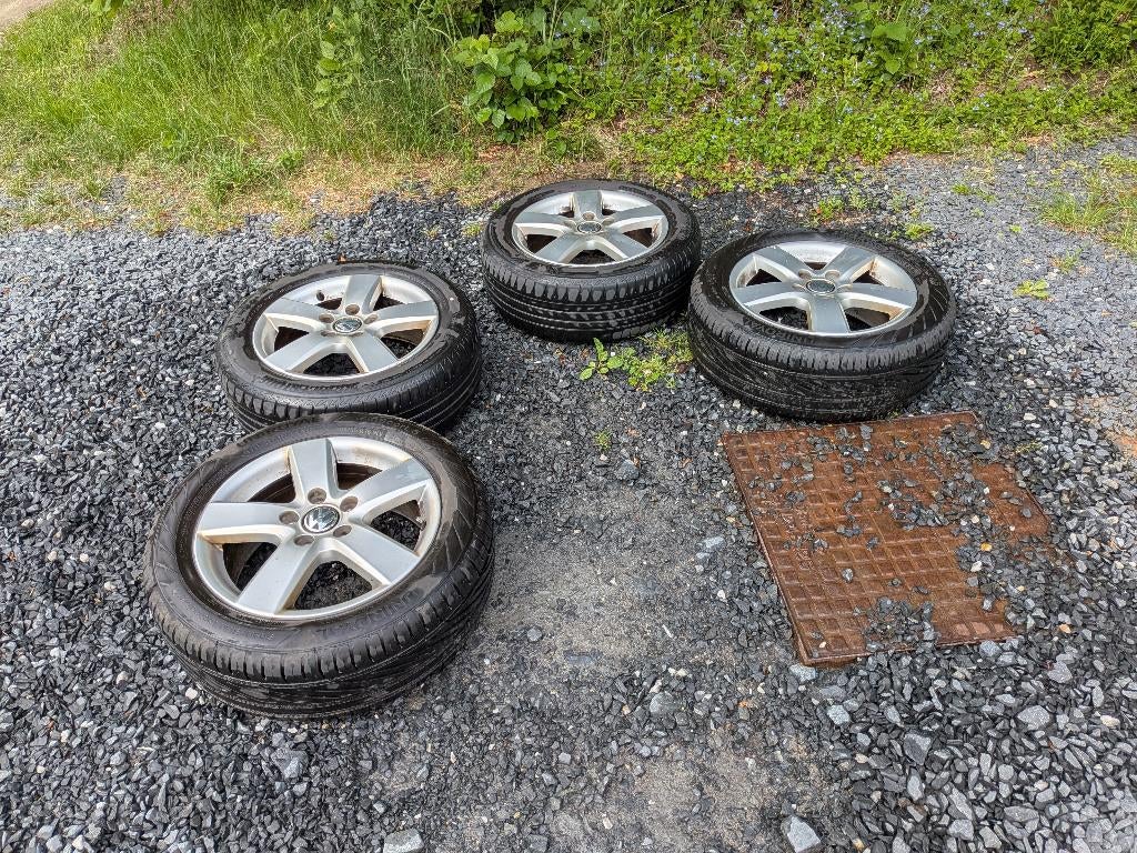 Pneus sur jante alu x4 205/55/r16 Golf, 16 pouces, Pneus été, 205 mm, Pneu(s)