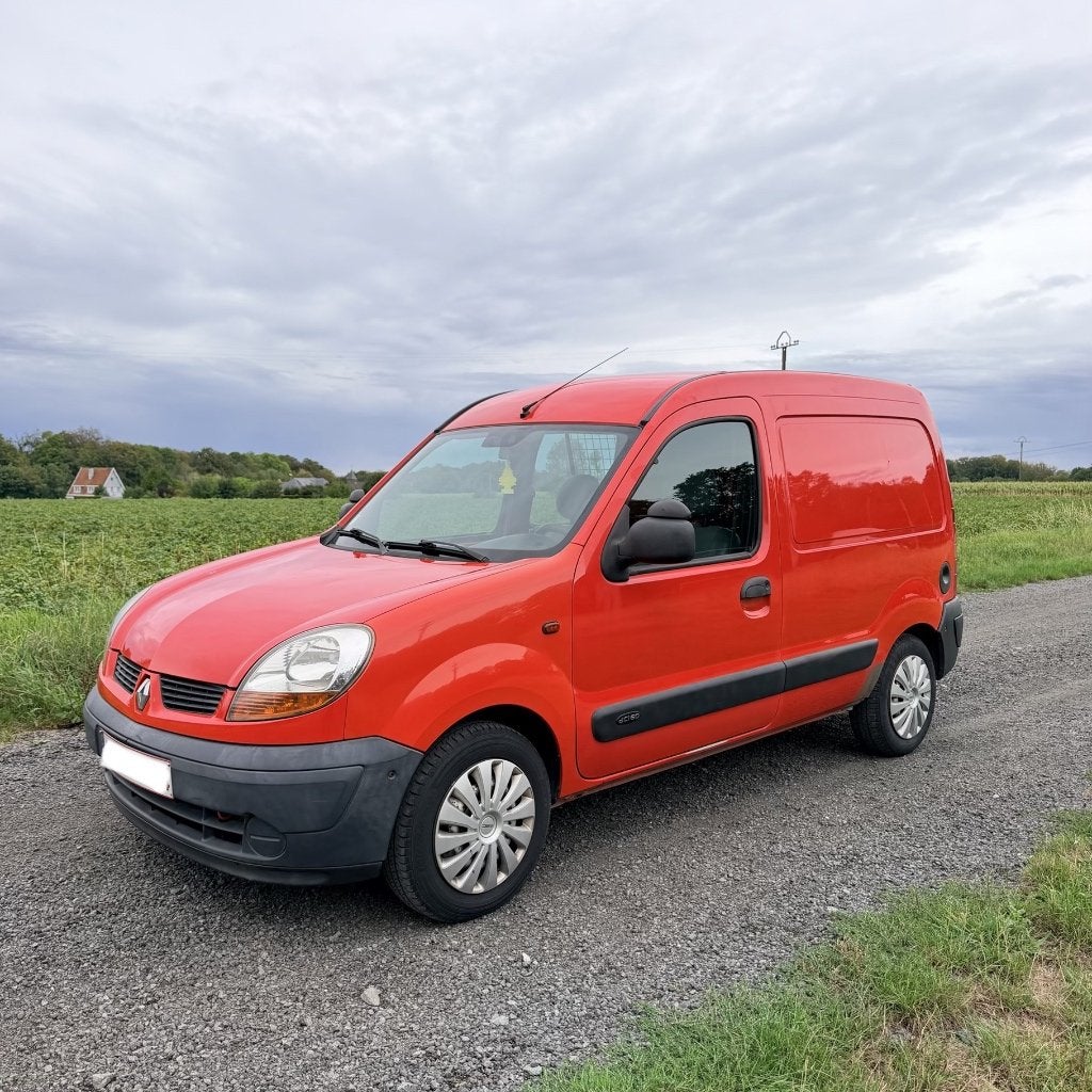 Renault Kangoo 1.5 dCi – 2004, Auto's, Renault, Voorwielaandrijving, 4 cilinders, Leder en Stof, Regensensor